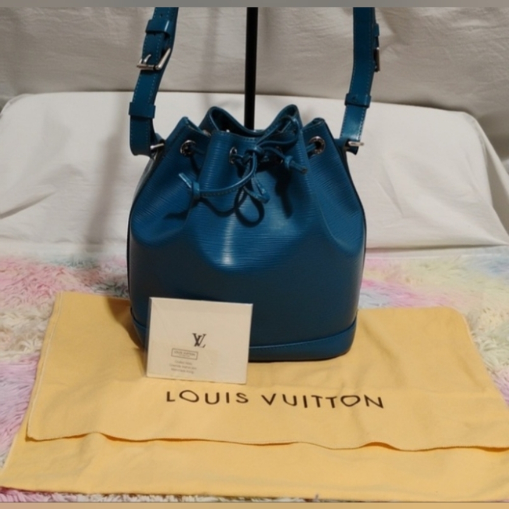 SALE! Auth Louis Vuitton Epi Now BB Cyan Leather Shoulder Bag W Dust Bag & Cards - Picture 15 of 16